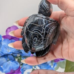 Black Sardonyx Turtle Carving-4"